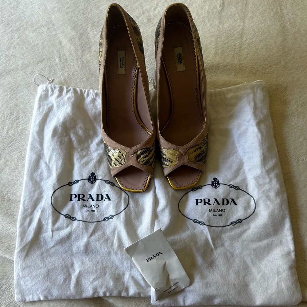 Prada Leather Snakeskin Heels Size 41